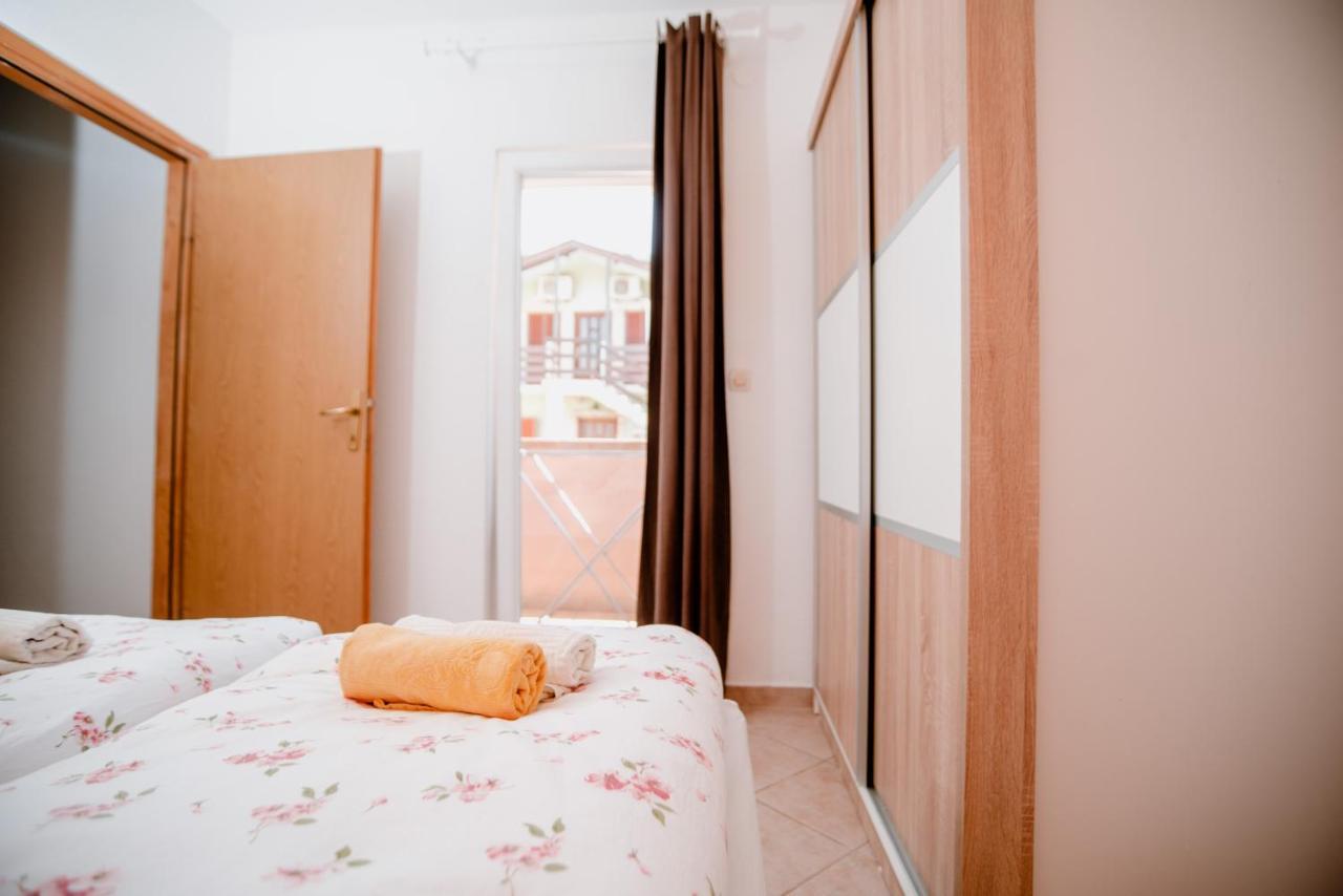 Apartmens Leona Karlobag Zewnętrze zdjęcie
