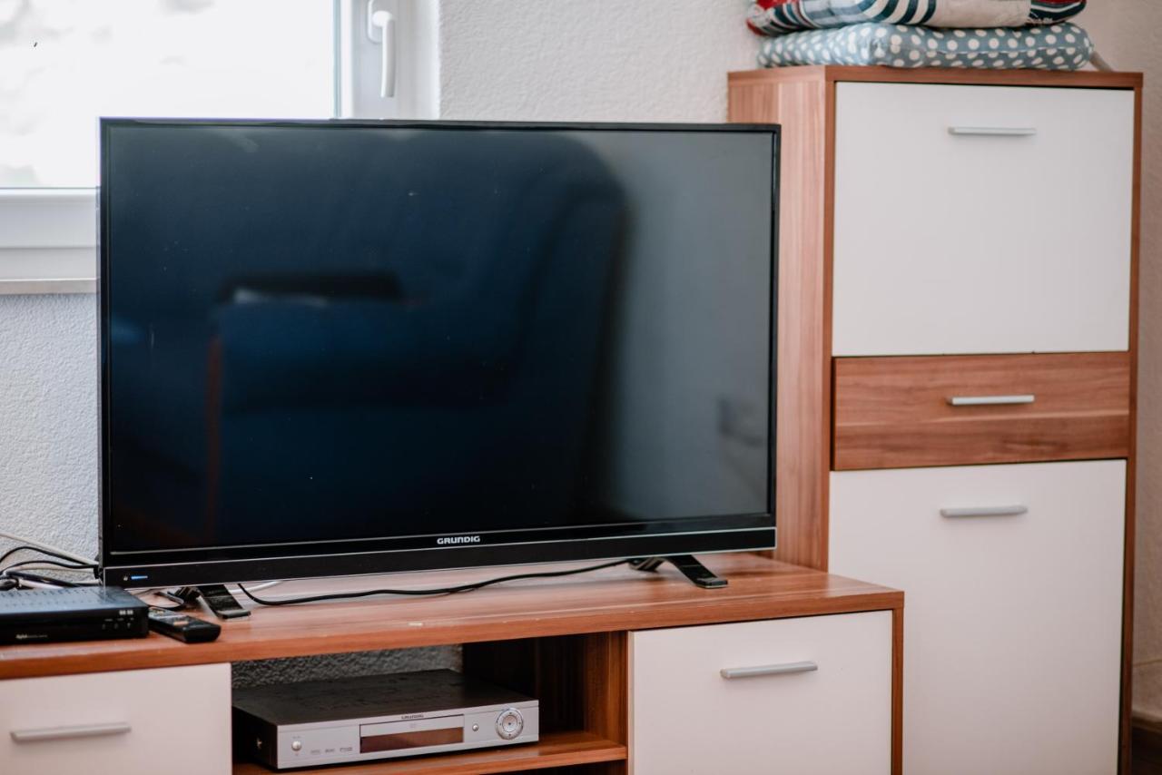 Apartmens Leona Karlobag Zewnętrze zdjęcie