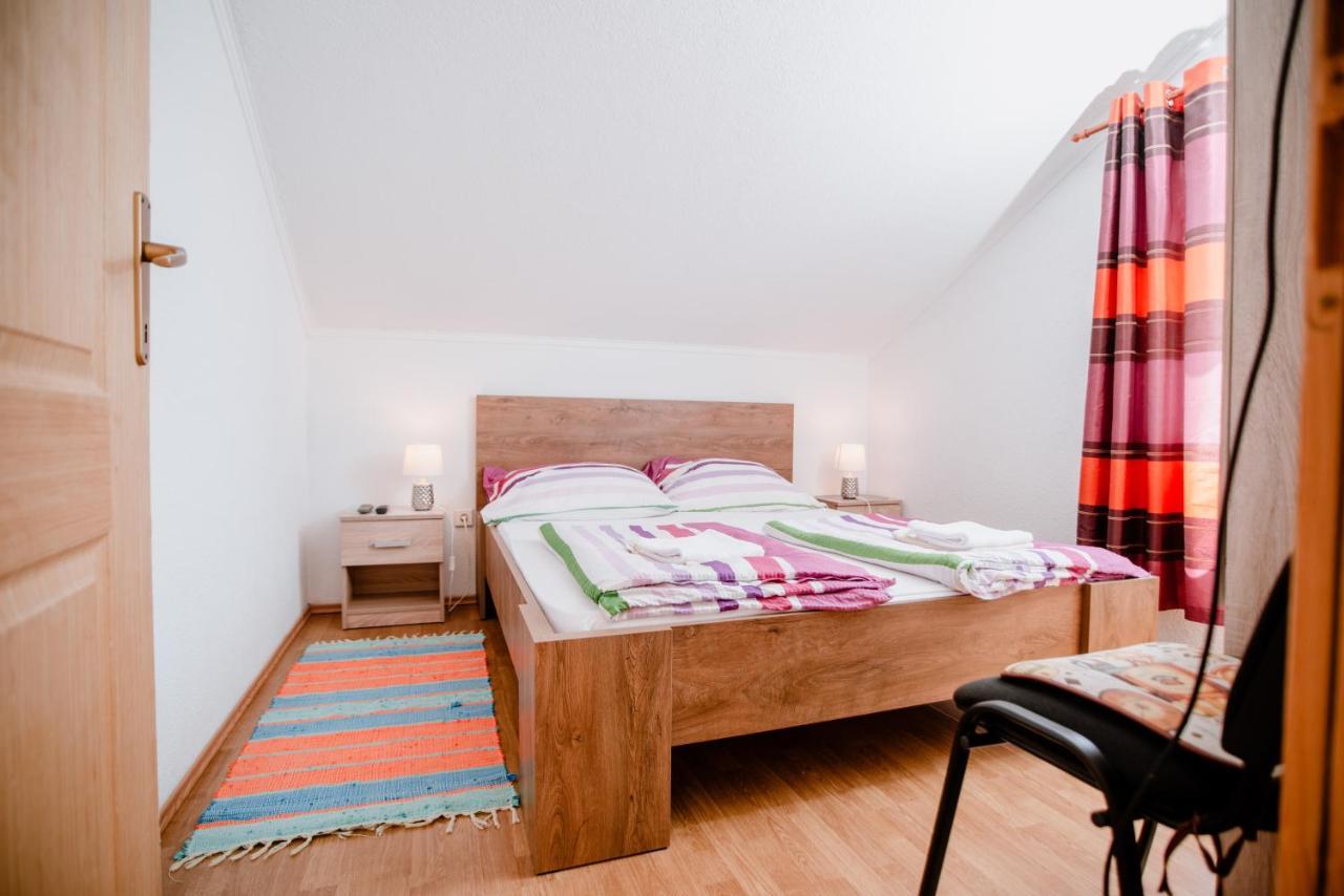 Apartmens Leona Karlobag Zewnętrze zdjęcie